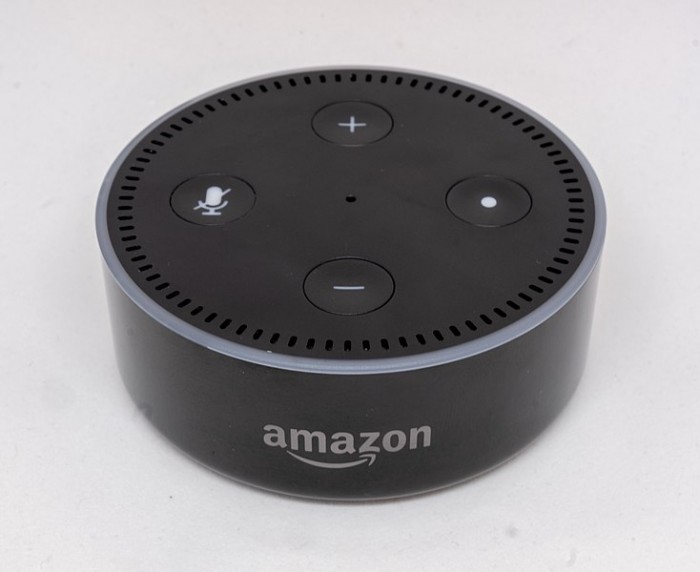 734px-Amazon_Echo_Dot_-_June_2018_(1952).jpg