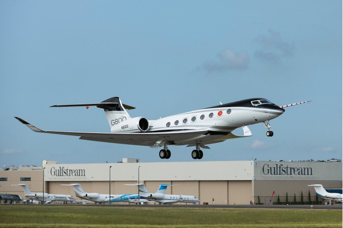 All-New-Gulfstream-G800-Makes-First-Flight.20220628.jpg