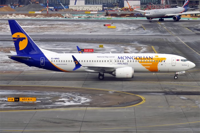 MIAT_Mongolian_Airlines,_EI-MNG,_Boeing_737-8_MAX_(46715428075).jpg