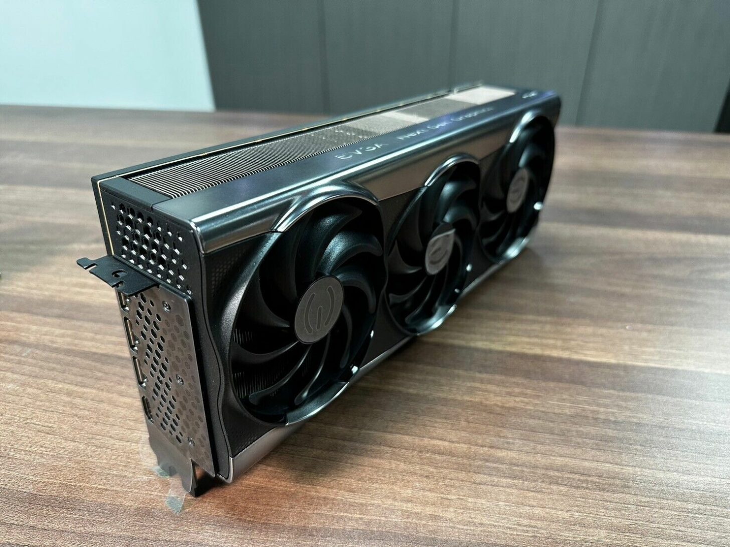 EVGA-RTX4090-NEXTGEN-2-1456x1092.jpg