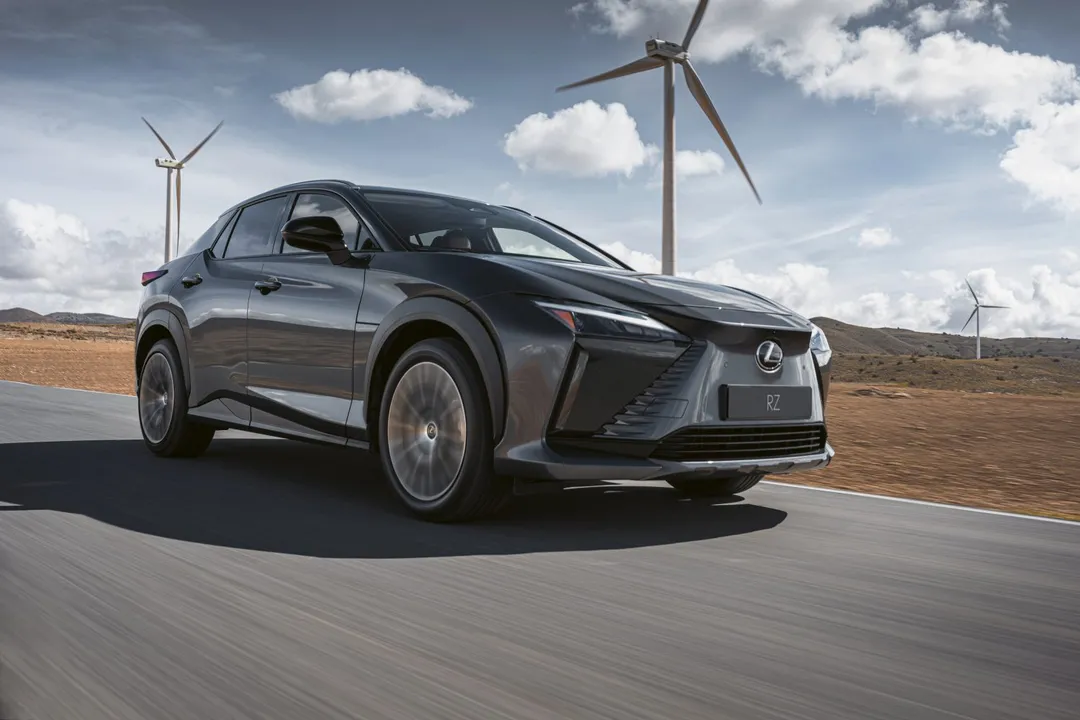 2023_Lexus_RZ_Exterior_16_1500x1001.webp