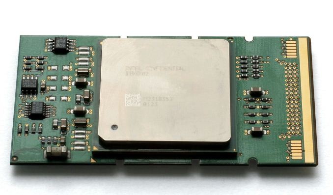 1280px-kl_intel_itanium2_678x452.jpg