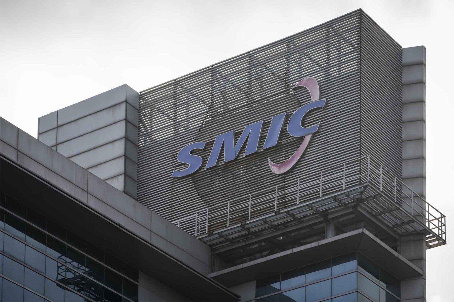 SMIC-1456x971.jpeg