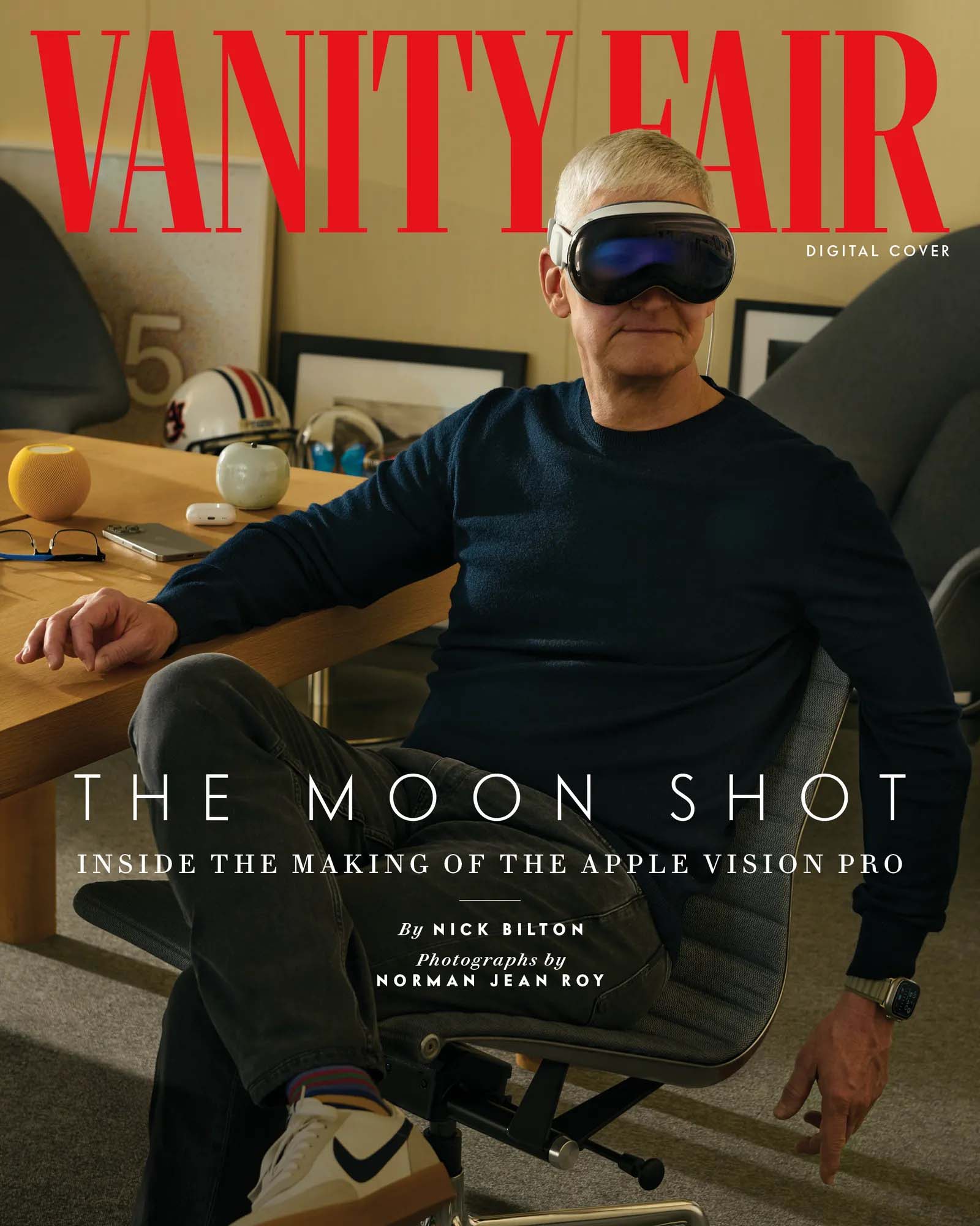 Tim-Cook-wearing-the-Apple-Vision-Pro-2.jpg