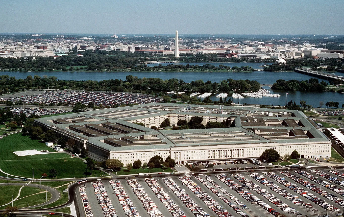 2048px-The_Pentagon_US_Department_of_Defense_building.webp