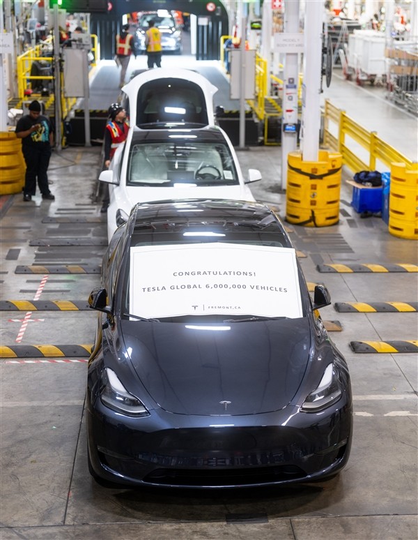 每8.5秒就有1人提走Model Y！特斯拉第600萬輛車下線