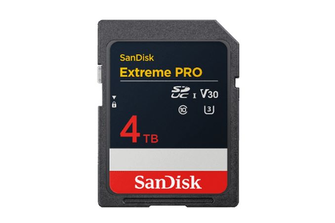 western-digital-sandisk-sd-card-4tb-678_678x452.jpg